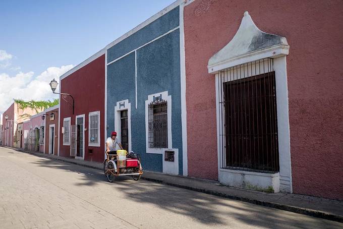 The colourful streets of Valladolid
