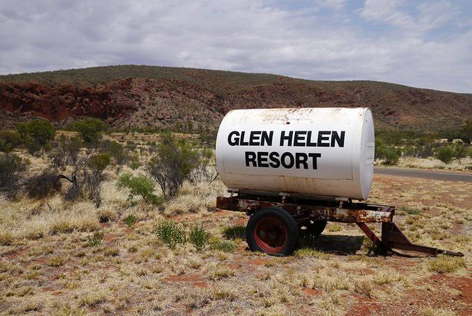 Glen Helen resort entrance