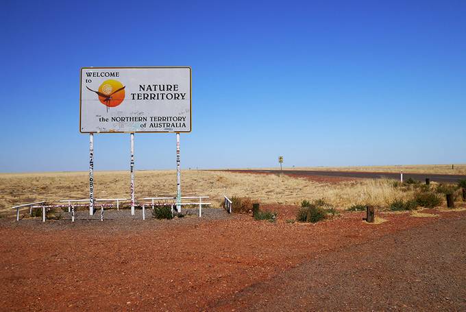 Northern Territories sign