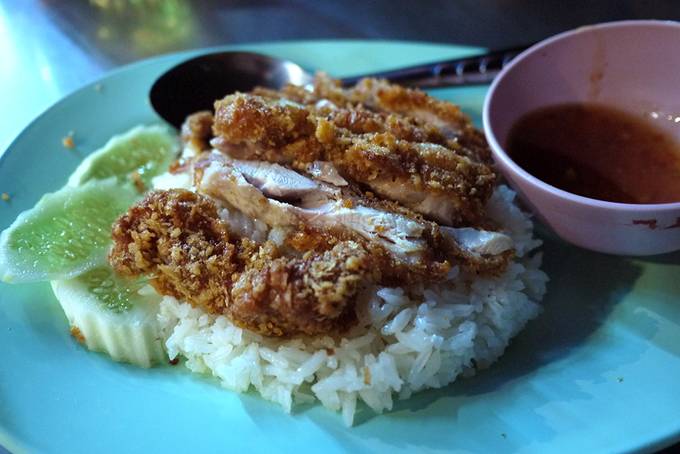 Thai fried chicken and rice