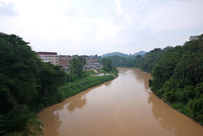 View of Kuala Lipis from the river