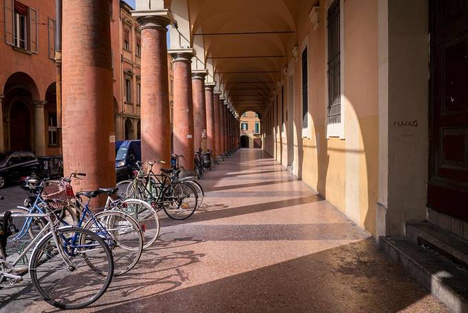 Bologna's porticoes