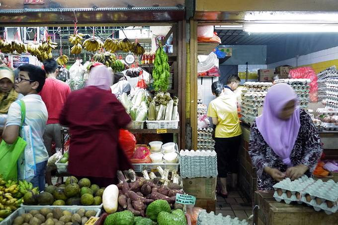 Busy vegetable shop