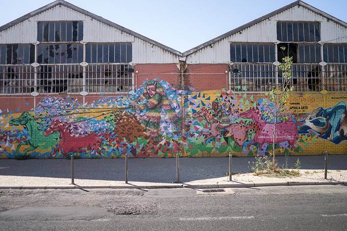 Colourful piece on a warehouse