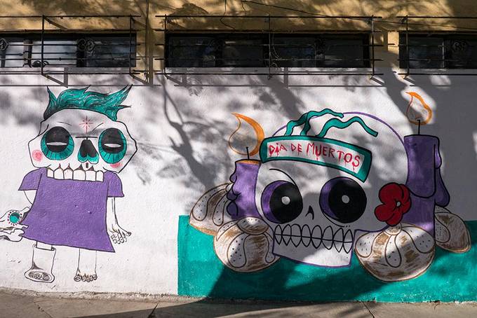 Colourful day of the dead street art